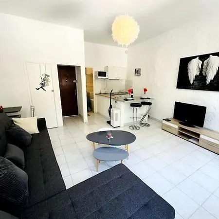 So'conciergerie -studio Situe Dans Le Centre Appartamento