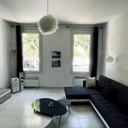 So'conciergerie -studio Situe Dans Le Centre Apartamento Cassis
